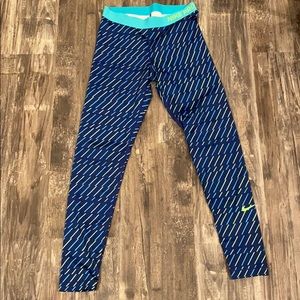 Nike Pro leggings size L